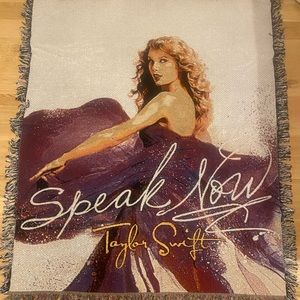 Taylor Swift Speak Now Woven Blanket